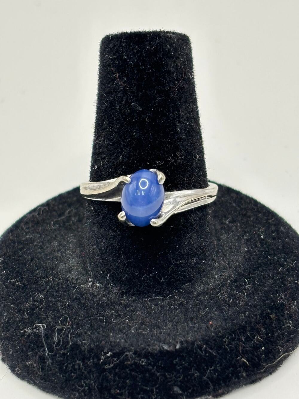 AJ 10K Solid White Gold Blue Synthetic Star Sapphire Ring Size 7.5  #78149
